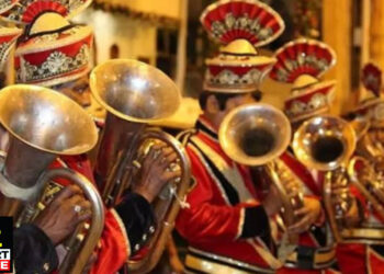 रांची:शादियों में बैंड बजाने को तैयार झारखंड पुलिस,जैप 10 की महिला बैंड शादी के इस सीजन बुकिंग के लिए तैयार !