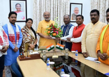 रांची: बीजेपी एसटी मोर्चा के प्रतिनिधिमंडल ने राज्यपाल से की मुलाकात, सुभाष मुंडा की हत्या और आदिवासियों पर अत्याचार को लेकर की शिकायत!