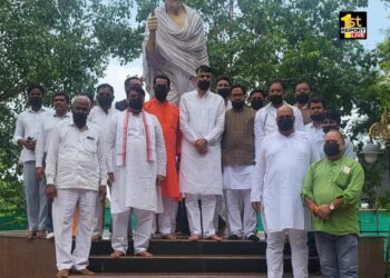 मौन सत्याग्रह का कार्यक्रम आरंभ….