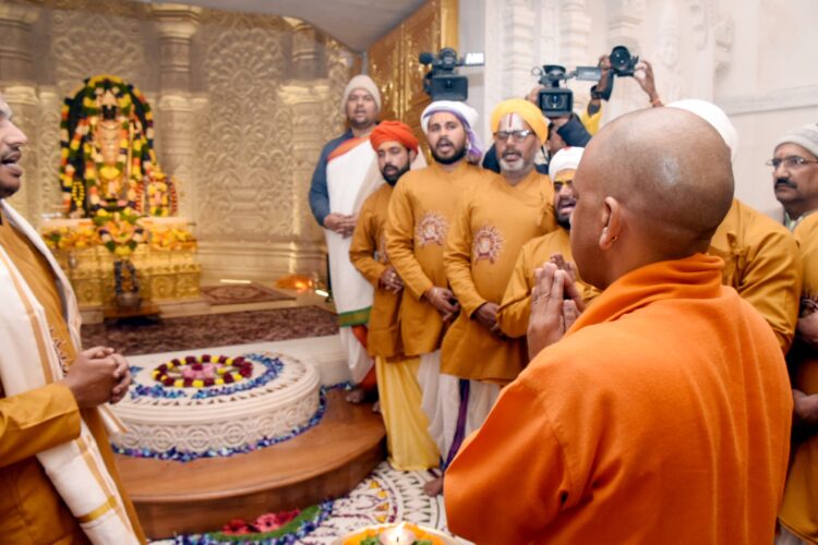 जनप्रतिनिधियों व भाजपा नेताओं ने किया सीएम का स्वागत !