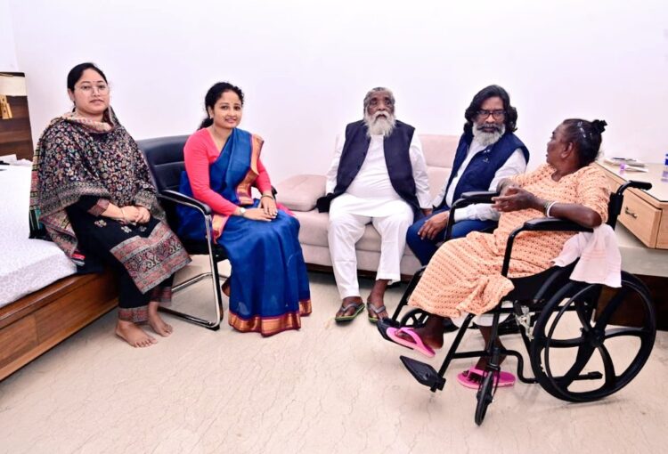 CM हेमंत सोरेन ने आज 2 फरवरी को अपना 46वां स्थापना दिवस समारोह ‘झारखंड दिवस’ के रूप में मनाया। !