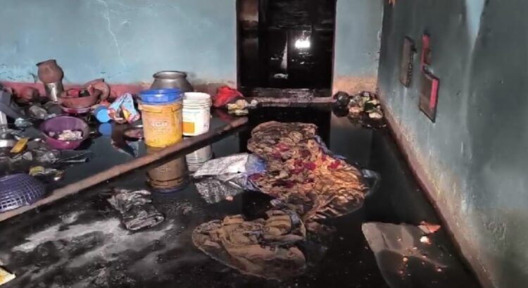 घर में लगी आग, चपेट में आने से दंपत्ती की हुई मौत !