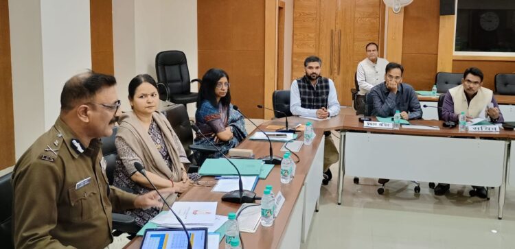 पोस्ते की फसल पूर्णतः नष्ट करेः मुख्य सचिव !