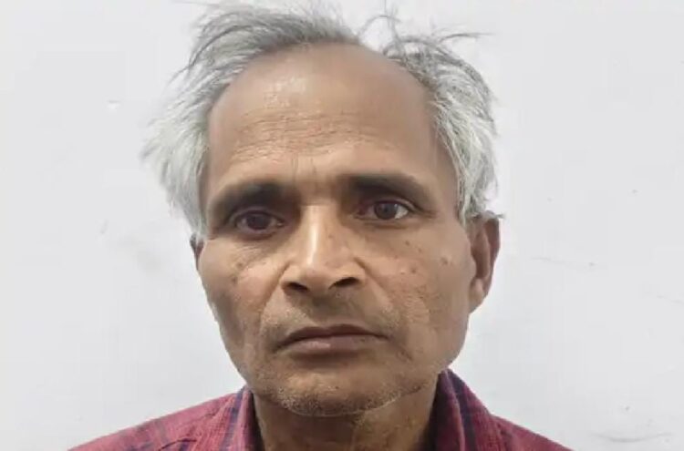 पलामू में  बुजुर्ग से लाखों रुपए की लूट !