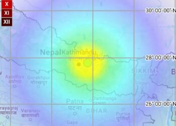 गहरी नींद में सोए थे लोग, तभी भूकंप के झटकों से हिल उठा नेपाल !