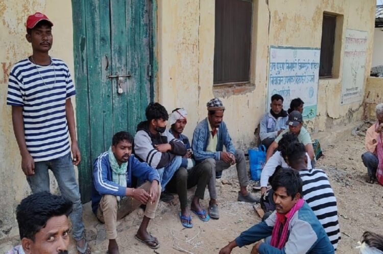 लोहरदगा में ट्रक पलटने से 2 बच्चों की मौत !
