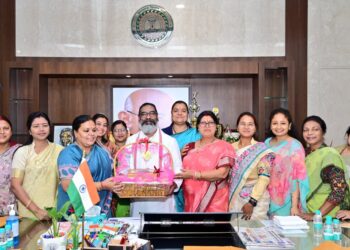 हेमंत सोरेन से मिलीं महिला विधायक, विश्व महिला दिवस की दी बधाईयां!