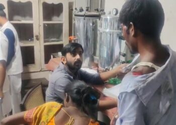 तेज रफ्तार कार ने बारातियों को रौंदा !