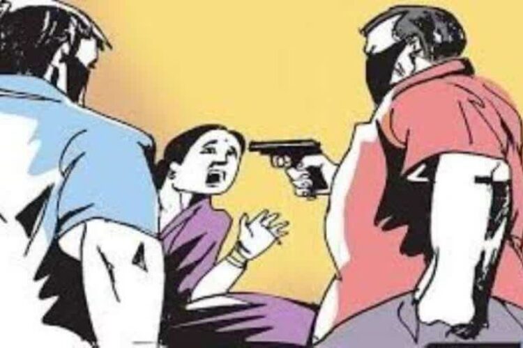 रांची लूटपाट के दौरान अपराधियों ने माँ-बेटी को मारकर घायल कर दिया था !
