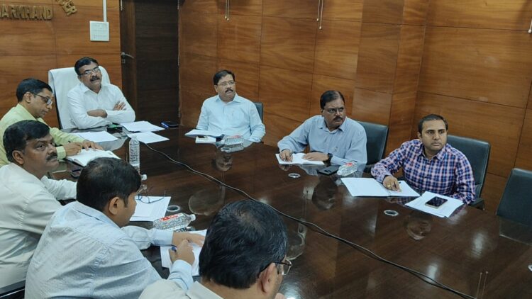 मतदाता पहचान पत्र के लंबित आवेदनों का जल्द से जल्द करें डिस्पोजल – के. रवि कुमार !