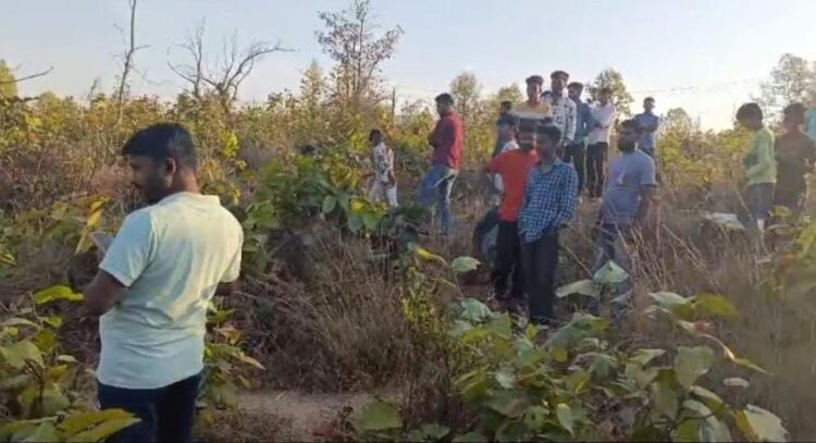 मधनिया गांव में अज्ञात व्यक्ति का शव मिलने से सनसनी !