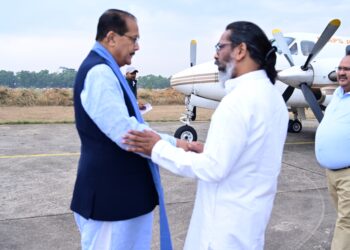 मुख्यमंत्री हेमंत सोरेन ने वित्त मंत्री राधाकृष्ण किशोर से उनके स्वास्थ्य की जानकारी ली !