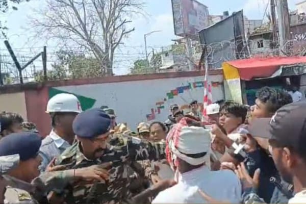 SDM और पुलिसकर्मी के साथ रांची बंद !