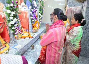 रामनवमी पर पत्नि संघ तपोवन मंदिर पहुंचे सीएम हेमंत सोरेन की पुजा-अर्चना !