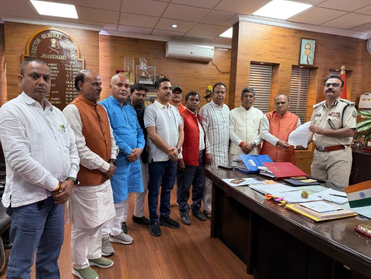 विधायक सीपी सिंह के नेतृत्व में भाजपा प्रतिनिधिमंडल ने की डीजीपी से मुलाकात !