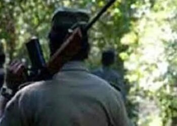 टीएसपीसी  के टॉप कमांडर गौतम यादव को पुलिस ने गिरफ्तार कर लिया है !