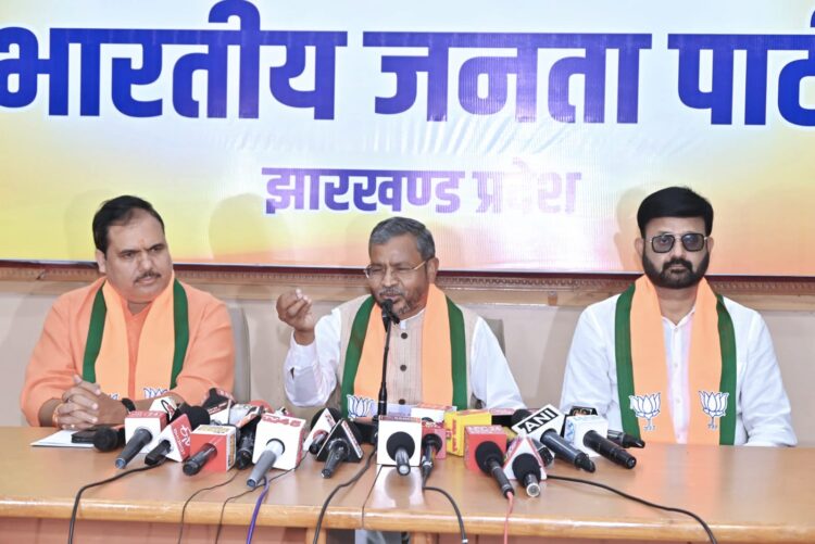 आयुष्मान भारत योजना की सुविधा को खत्म करने में जुटी हेमंत सरकार……बाबूलाल मरांडी ,