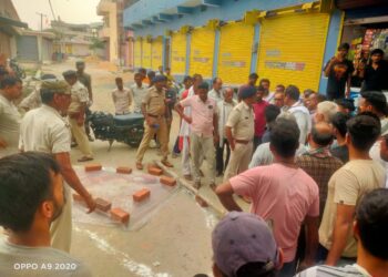 अपराधियों में दिनदहाड़े युवक को मारी गो *ली युवक गंभीर हालत में रेफर !