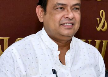 केदारनाथ हेलीकॉप्टर हादसे पर गंभीर सवाल कब सत्ता से जाएगी केंद्र सरकार – डॉ इरफान !