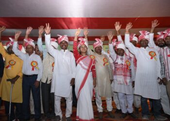 पड़हा व्यवस्था पुरखों की विरासत , इसकी मजबूती से संरक्षित होगा समाज -शिल्पी नेहा तिर्की !