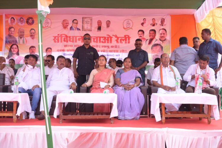 महात्मा गांधी से बड़ा राम भक्त कोई नहीं  !