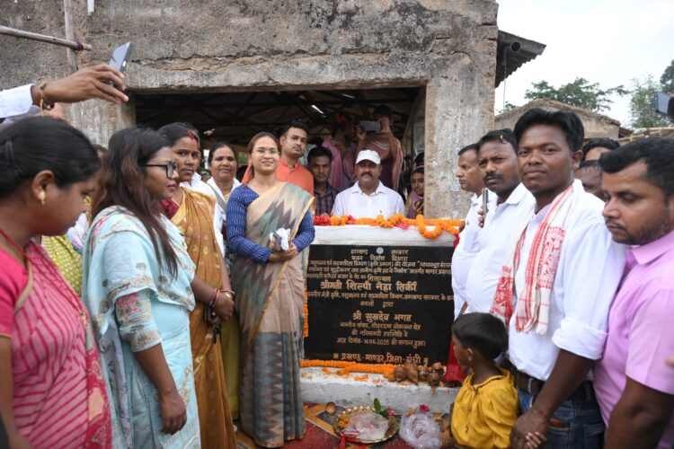1 करोड़ 73 लाख की शेड निर्माण योजना का कृषि मंत्री शिल्पी नेहा तिर्की ने किया शिलान्यास !