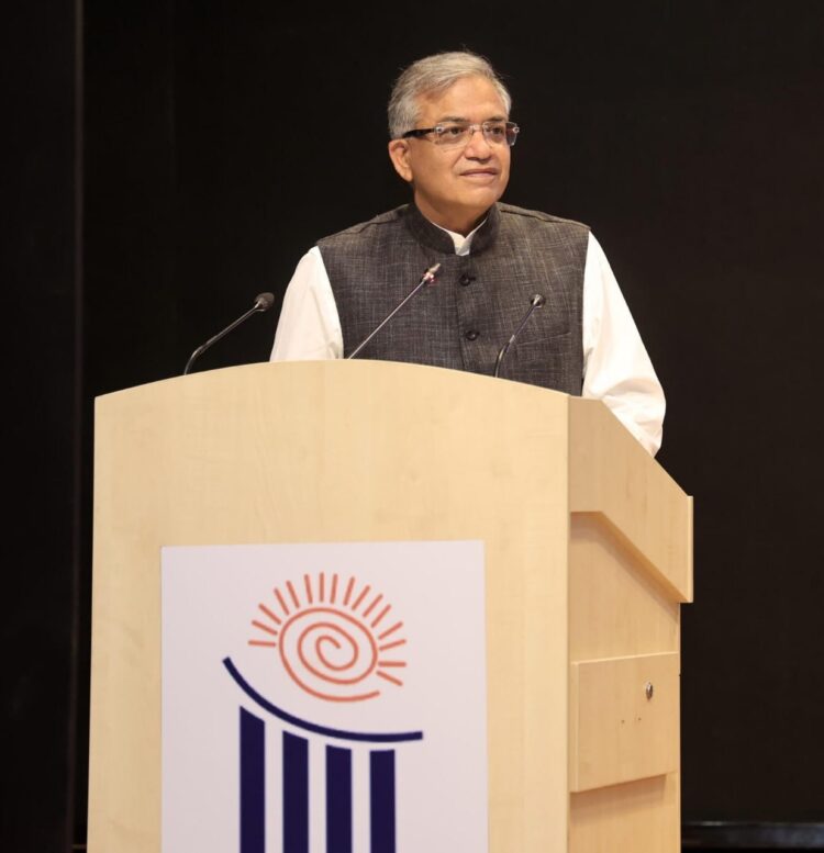 भारत निर्वाचन आयोग ने 379 फील्ड फंक्शन !