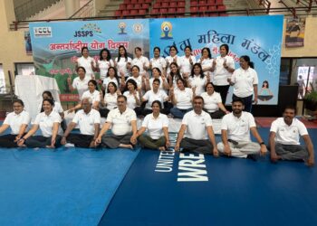 अर्पिता महिला मंडल द्वाराएल के सभी क्षेत्रों में “योग सप्ताह” का सफल आयोजन