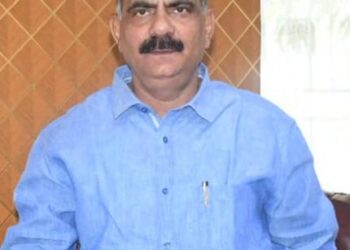 गिरिराज सिंह की जुबान अब राजनीति के नहीं, नफरत के लायक है — जितनी ज़हर उगलते हैं, पाकिस्तान के कट्टरपंथियों को भी शर्म आ जाए !