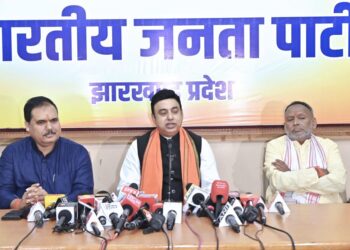 कांग्रेस पार्टी ने मुसलमानों को केवल वोट बैंक समझा…..जफर इस्लाम !