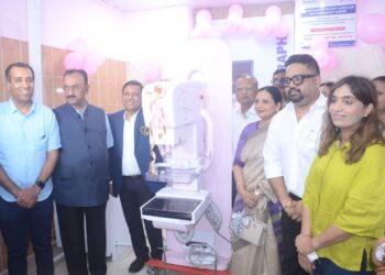 ब्रेस्ट कैंसर जांच के लिए  सदर अस्पताल में लगी मेमो ग्राफी मशीन !