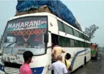 रांची से गया जा रही बस से 16 लाख रुपये बरामद !