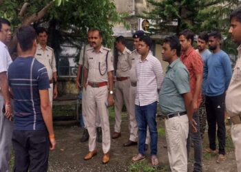 नामकुम पावर ग्रिड में डकैती करने वाले अपराधियों की तलाश शुरू कर दी गई है !