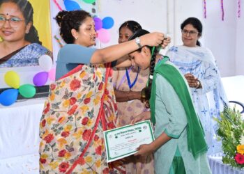 प्लस 2 उच्च विद्यालय बेंगाबाद में प्रतिभा सम्मान समारोह आयोजित !