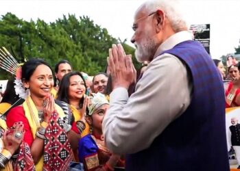 प्रधानमंत्री नरेंद्र मोदी अपने दो दिवसीय यात्रा पर बुधवार को ब्रिटेन पहुंचें !