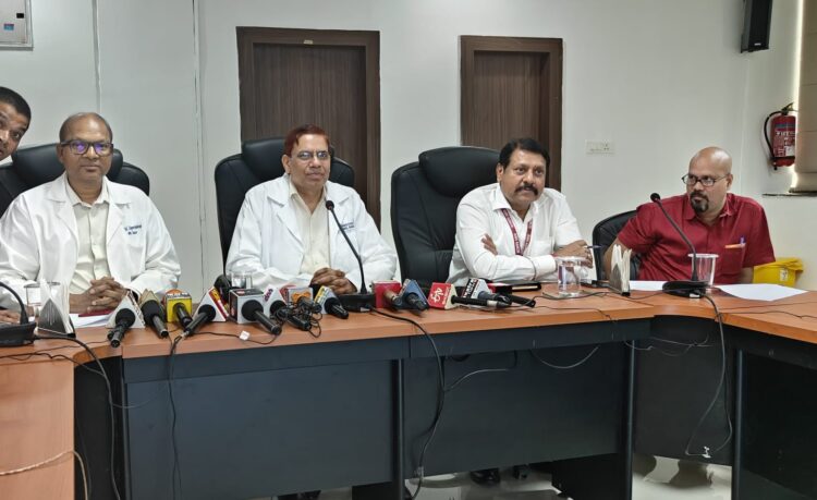 रिम्स निदेशक प्रो (डॉ) राज कुमार द्वारा आज एक प्रेस कांफ्रेंस आयोजित !