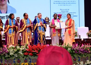 राष्ट्रपति श्रीमती द्रौपदी मुर्मु की गरिमामयी उपस्थिति में आयोजित एम्स, देवघर के प्रथम दीक्षांत समारोह  !