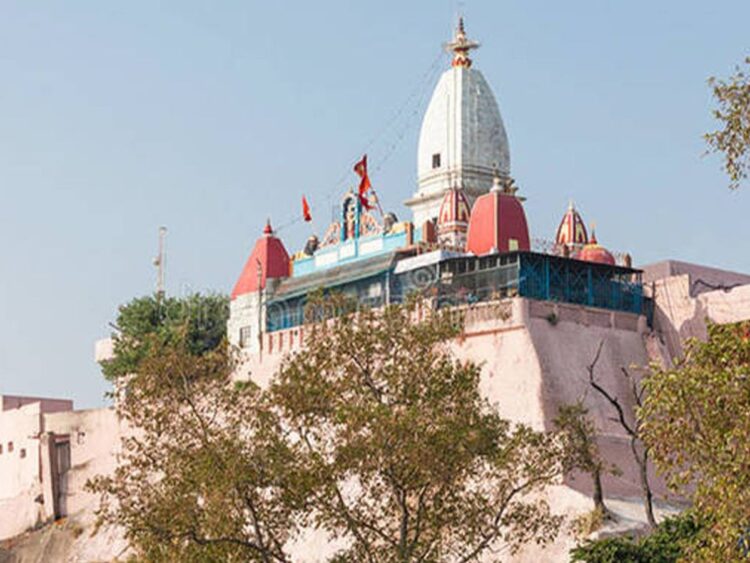 हरिद्वार के मनसा देवी मंदिर में करंट लगने की अफवाह !