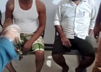 जेवर दुकान से ढाई लाख के गहनों की चोरी !