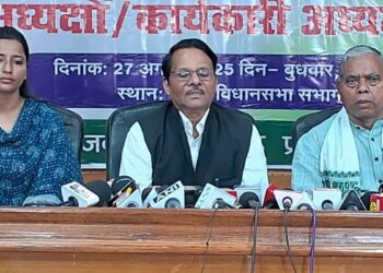 रिम्स 2 के निर्माण को लेकर कांग्रेस के अंदर ही विवाद उत्पन्न हो गया है !