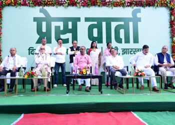 इंडिया गठबंधन के प्रत्याशी  बी. सुदर्शन रेड्डी पहुंचे राँची !