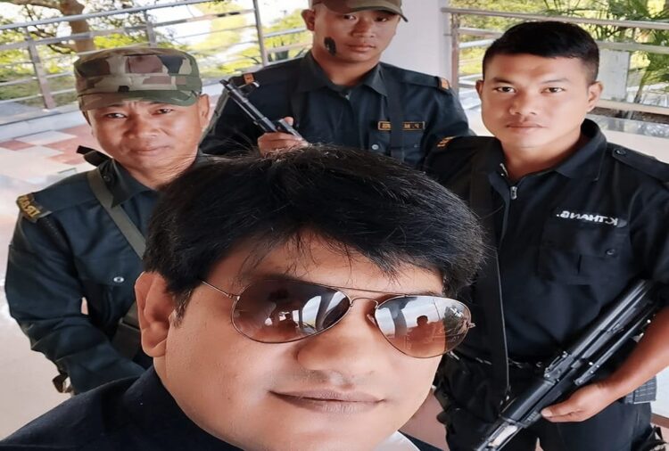 फर्जी तरीके से करके सरकारी सुविधा और सुरक्षा लेने के मामले !