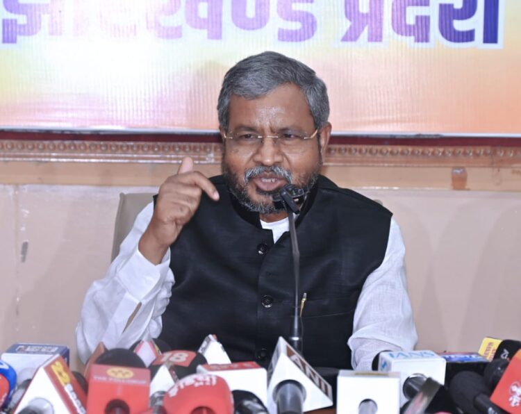 अबुआ सरकार में सर्वाधिक लूटे पीटे जा रहे गरीब आदिवासी….बाबूलाल मरांडी !