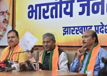 बालू घाटों को पूरी तरह दलालों को सौंपना चाहती है हेमंत सरकार….बाबूलाल मरांडी !