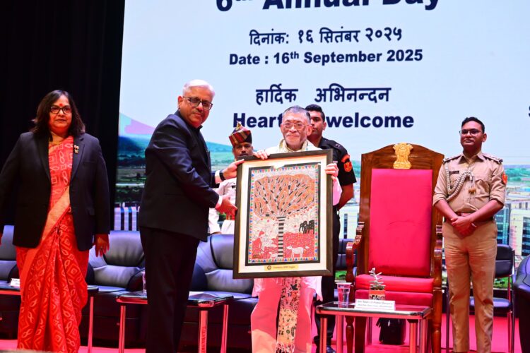 राज्यपाल  संतोष कुमार गंगवार ने आज एम्स देवघर के छठा वार्षिक दिवस समारोह !