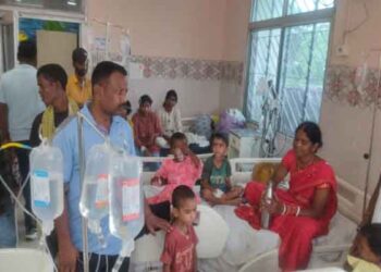 चाऊमीन खाने से करीब 35 बच्चे फूड पॉइजनिंग के शिकार हो गए !