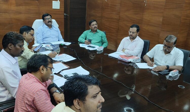 मुख्य निर्वाचन पदाधिकारी ने सभी जिला निर्वाचन पदाधिकारियों के साथ की बैठक !