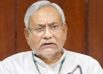 ट्रेन हादसे में 4 लोगों की मौत  !