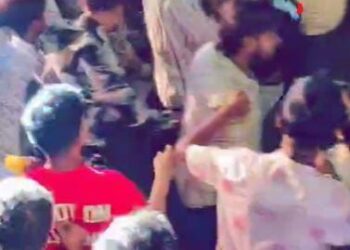 दुर्गा पूजा विसर्जन के दौरान चाकूबाजी की घटना सामने आई  !