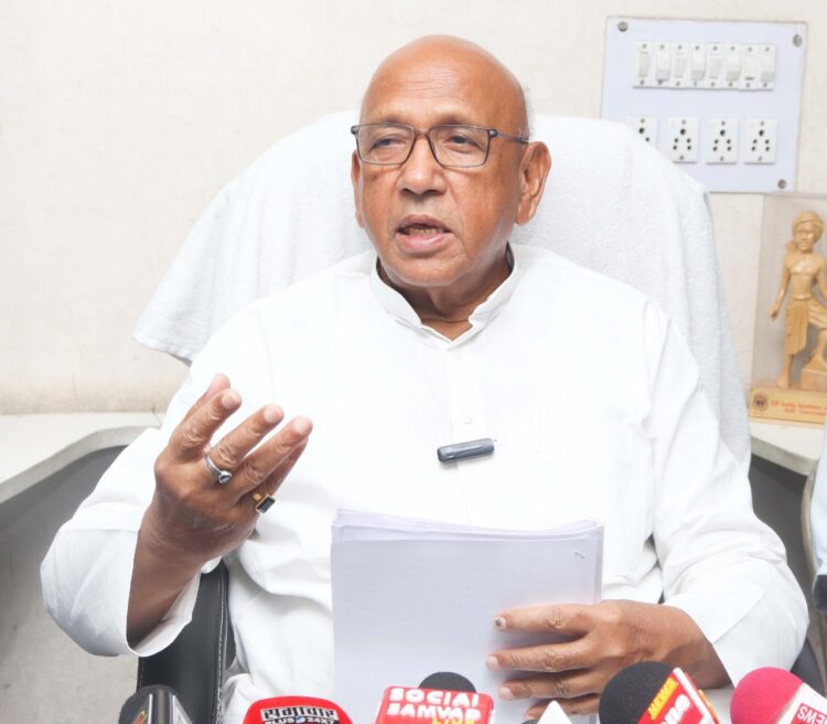 थैलीसीमिया पीड़ित बच्चों को एचआइवी संक्रमित रक्त चढ़ाने की घटना पर बिफरे – सरयू राय !